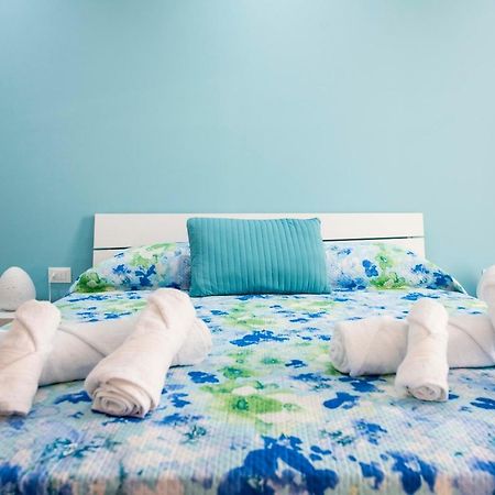 L' Arcobaleno B&B 카스텔루치오 외부 사진