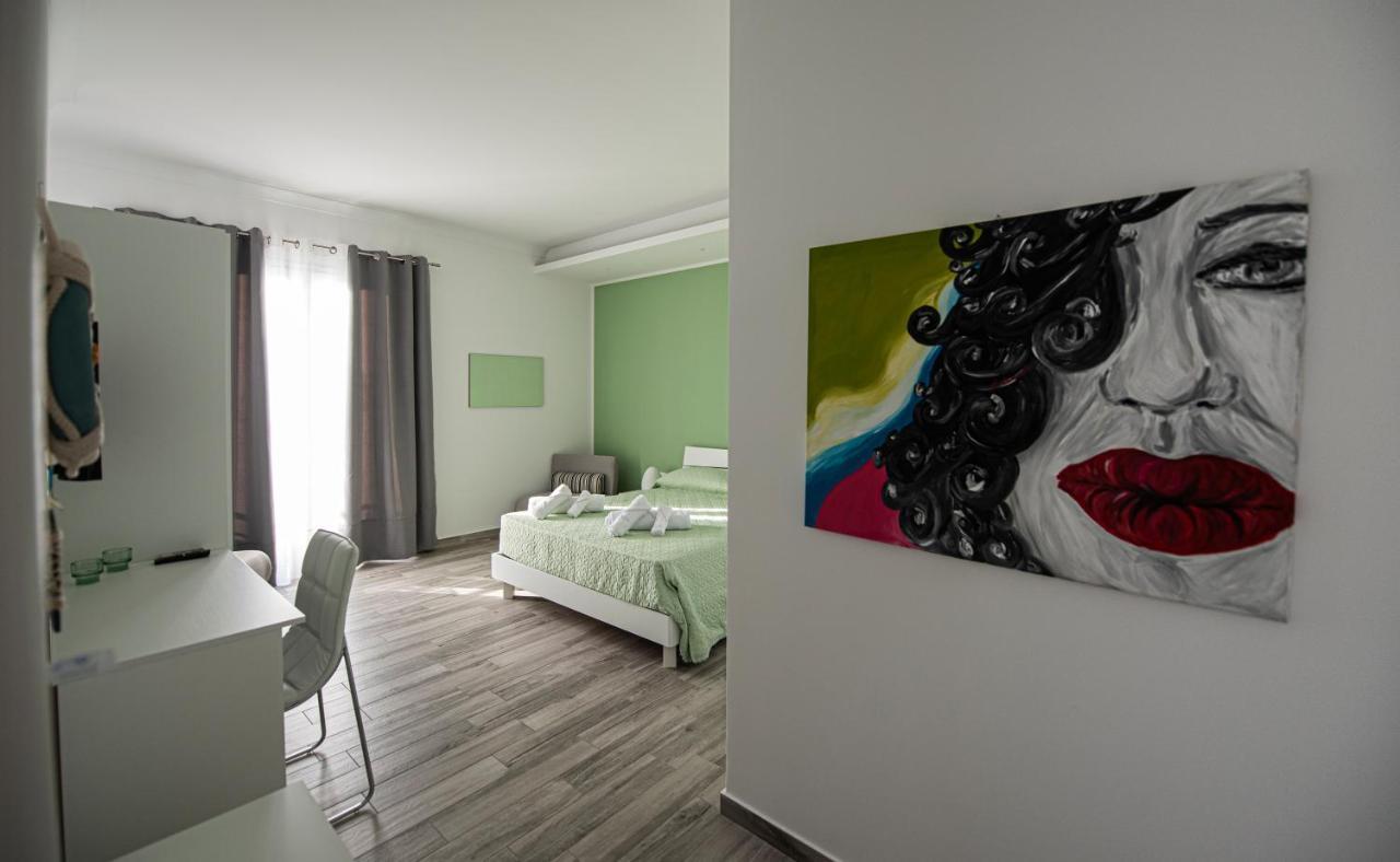 L' Arcobaleno B&B 카스텔루치오 외부 사진